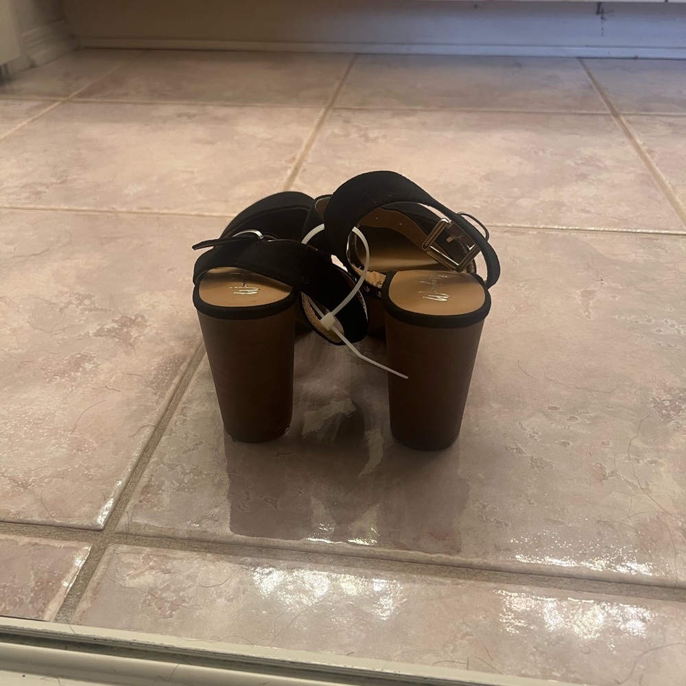 Black and Brown Women's Sandals